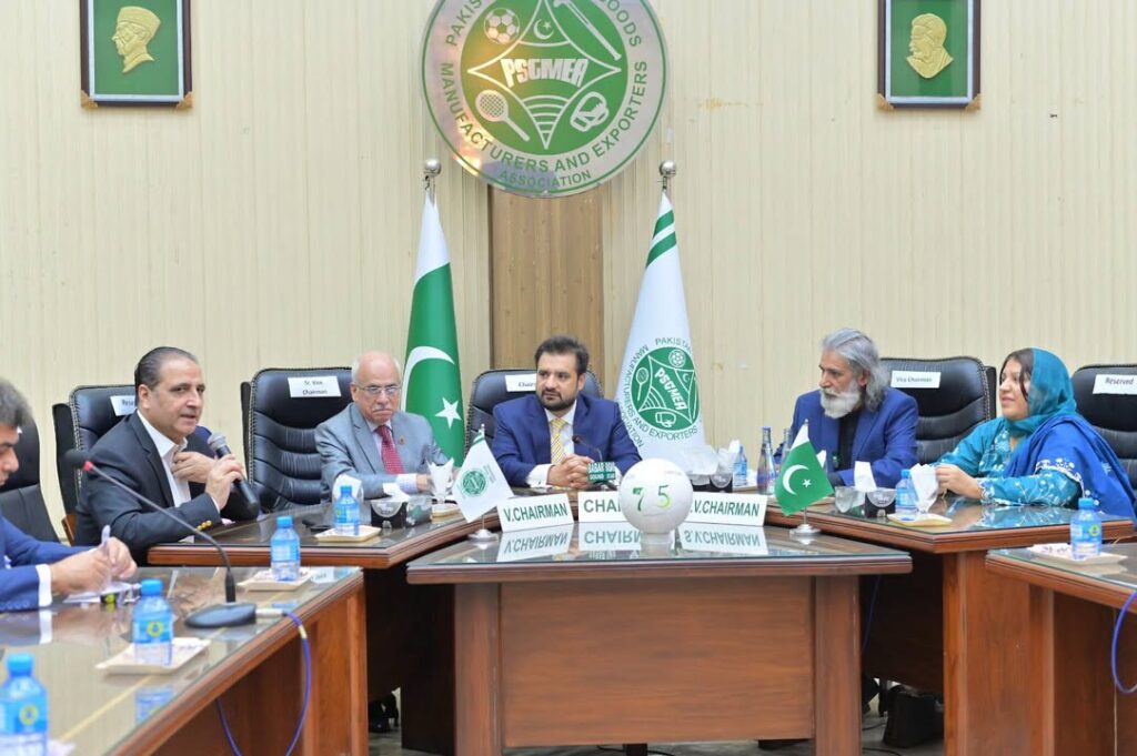 E-Commerce Seminar: Opening New Export Opportunities — photograph 11